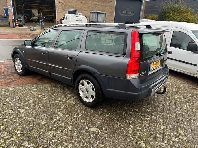 Occasion Volvo XC70 Momentum 185 PK (136 kW) 2006 Grijs (metallic) Stationwagen