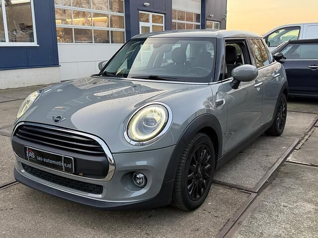 Occasion Mini ONE 102 PK (75 kW) 2019 Grijs (metallic) Hatchback