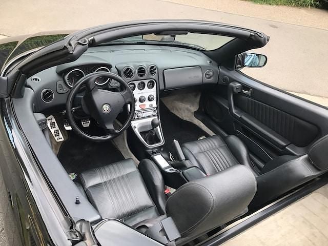 Occasion Alfa Romeo Spider 2000 Zwart (metallic) Cabriolet