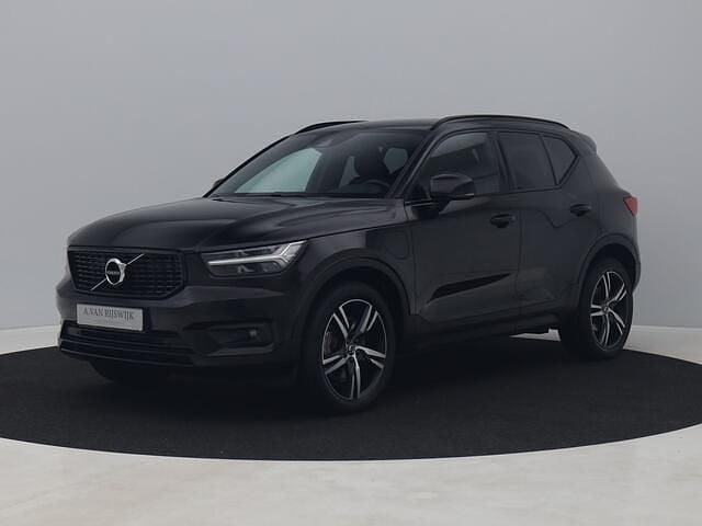 Zwart Gebruikt 2021 Volvo XC40 R-Design SUV | € 26.700 (Goede deal) - Afbeelding 1/4