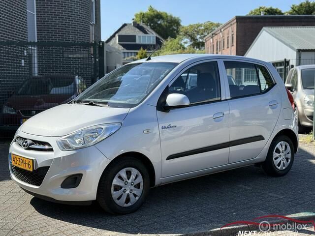 Grijs Gebruikt 2013 Hyundai i10 Hatchback | € 3.499 (Goede deal) - Afbeelding 1/4