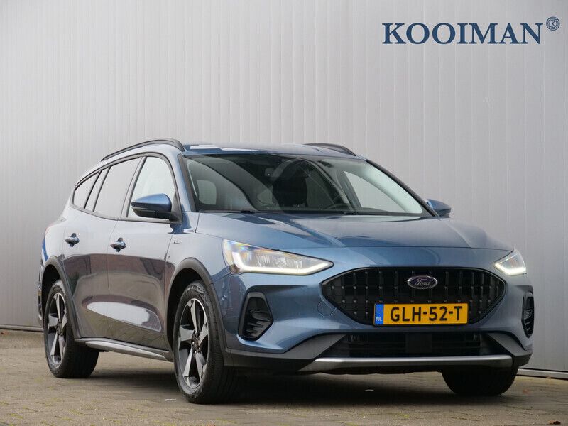 Blauw Gebruikt 2024 Ford Focus Active Stationwagen | € 29.695 (Eerlijke prijs) - Afbeelding 1/4