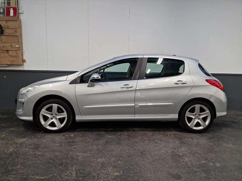 Occasion Peugeot 308 120 PK (88 kW) 2009 Grijs Hatchback