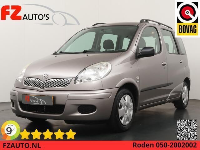 Grijs Gebruikt 2004 Toyota Yaris Verso Terra MPV | € 4.745 (Iets duurder) - Afbeelding 1/4