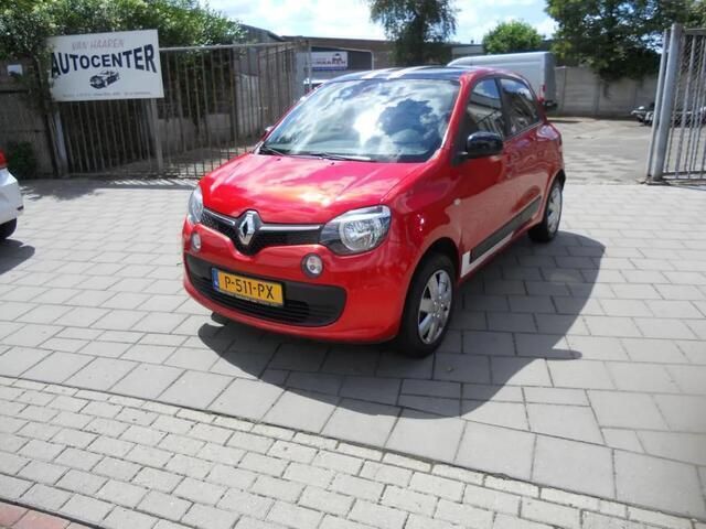 Rood Gebruikt 2019 Renault Twingo Intens Hatchback | € 9.800 (Goede deal) - Afbeelding 1/4