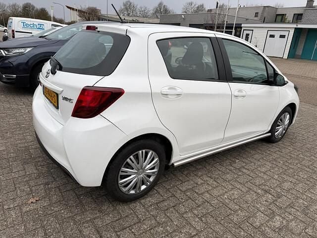 Occasion Toyota Yaris 69 PK (50 kW) 2016 Wit Hatchback
