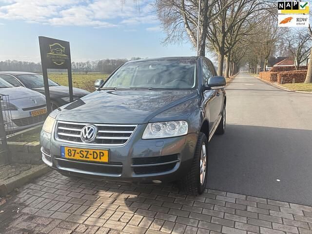Grijs Occasion 2006 VW Touareg SUV | € 4.899 (Eerlijke prijs) - Afbeelding 1/4