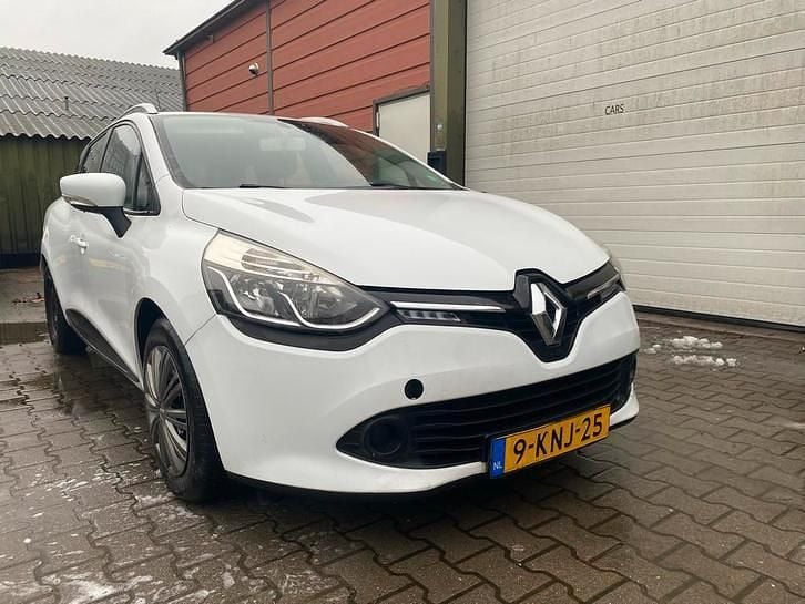 Occasion 2013 Renault Clio IV Stationwagen | € 1.950 (Super prijs) - Afbeelding 1/4