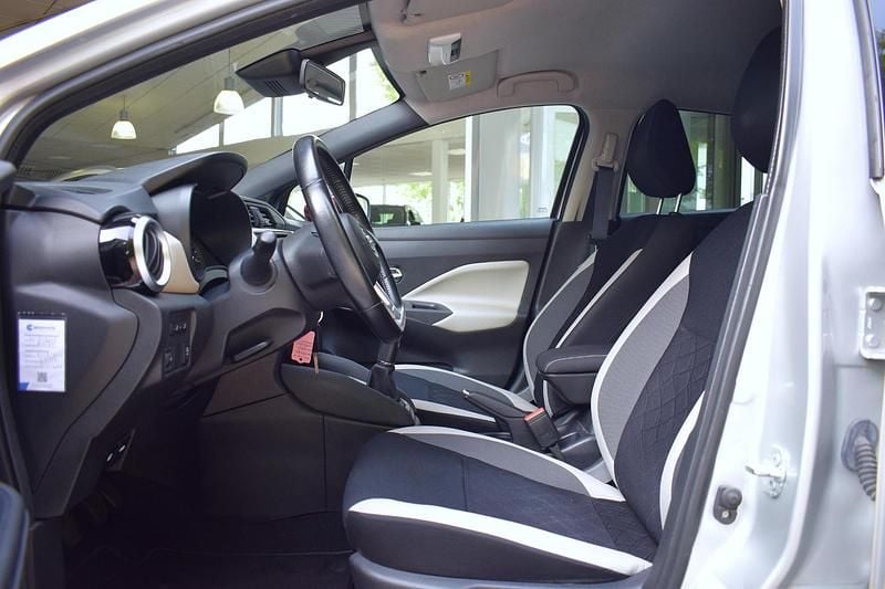 Occasion Nissan Micra N-Connecta 2018 Grijs Hatchback