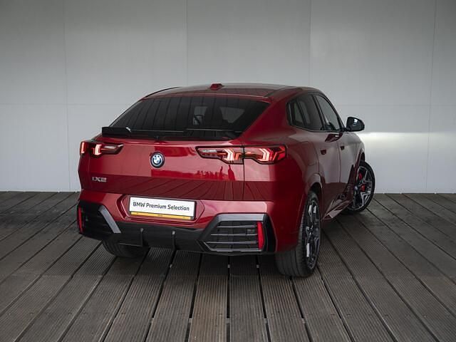 Rood Gebruikt 2024 BMW iX2 M Sport SUV | € 45.900 (Iets duurder) - Afbeelding 1/3