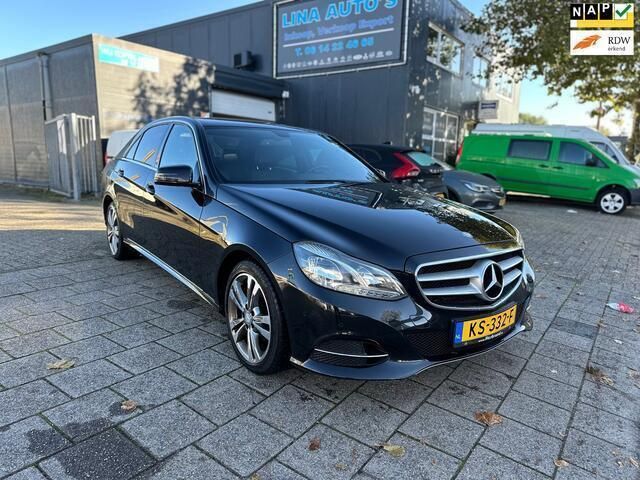 Zwart Gebruikt 2015 Mercedes E200 Elegance Sedan | € 8.999 (Duur) - Afbeelding 1/4