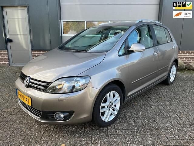Bruin Gebruikt 2013 VW Golf Plus Highline MPV | € 8.995 (Super prijs) - Afbeelding 1/4