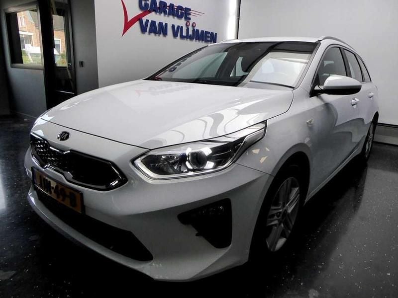 Wit Gebruikt 2019 Kia ProCeed GT-Line Hatchback | € 13.950 (Super prijs) - Afbeelding 1/4