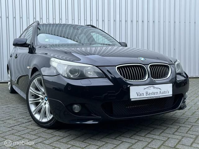 Occasion BMW 545 M Sport 333 PK (244 kW) 2005 Zwart, metallic lak Stationwagen