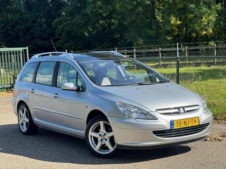 Grijs Gebruikt 2003 Peugeot 307 Stationwagen | € 1.750 (Eerlijke prijs) - Afbeelding 1/1