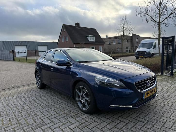 Occasion Volvo V40 Ocean Race 190 PK (139 kW) 2014 Blauw Hatchback