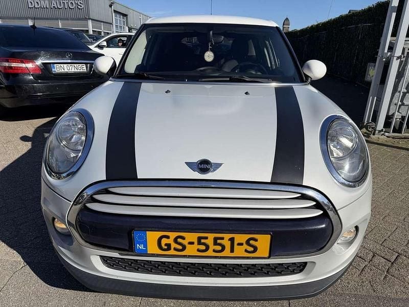 Occasion Mini Cooper D Business 116 PK (85 kW) 2015 Wit Hatchback
