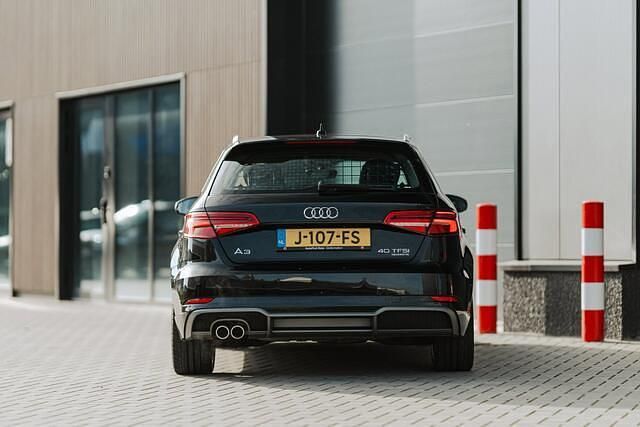 Occasion Audi A3 Sportback Sport 189 PK (139 kW) 2019 Zwart (metallic) Hatchback