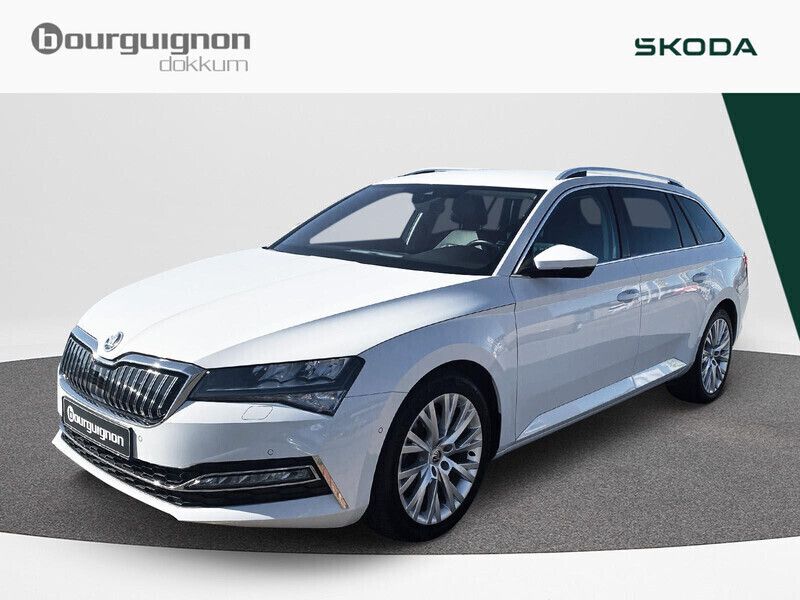 Wit Gebruikt 2020 Skoda Superb Style Stationwagen | € 22.600 (Eerlijke prijs) - Afbeelding 1/3
