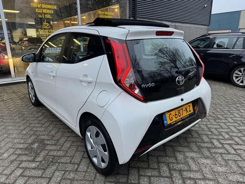 Occasion Toyota Aygo X-play 72 PK (52 kW) 2019 Wit Hatchback