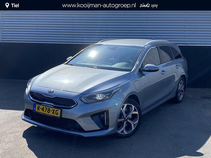 Grijs Gebruikt 2021 Kia Ceed Stationwagen | € 23.900 (Eerlijke prijs) - Afbeelding 1/4