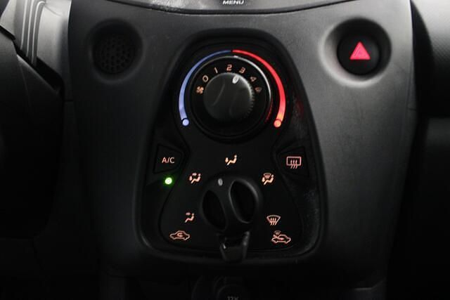 Occasion Toyota Aygo 69 PK (50 kW) 2017 Grijs Hatchback