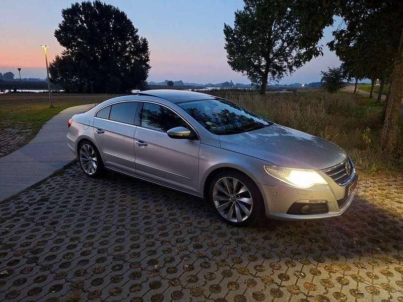 Zilver Gebruikt 2009 VW CC Sedan | € 6.450 (Eerlijke prijs) - Afbeelding 1/2