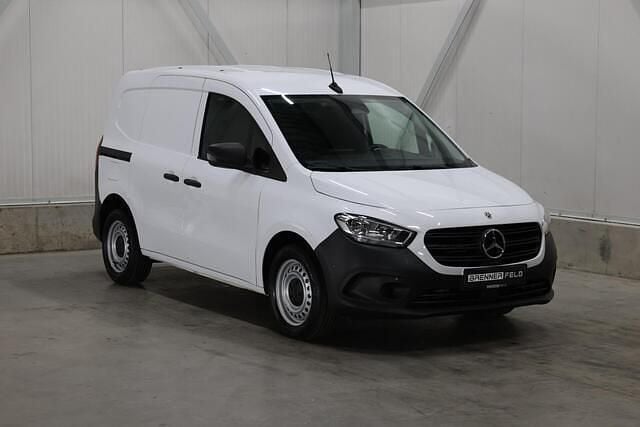 Wit Gebruikt 2023 Mercedes Citan 112 Van | € 22.995 (Eerlijke prijs) - Afbeelding 1/4