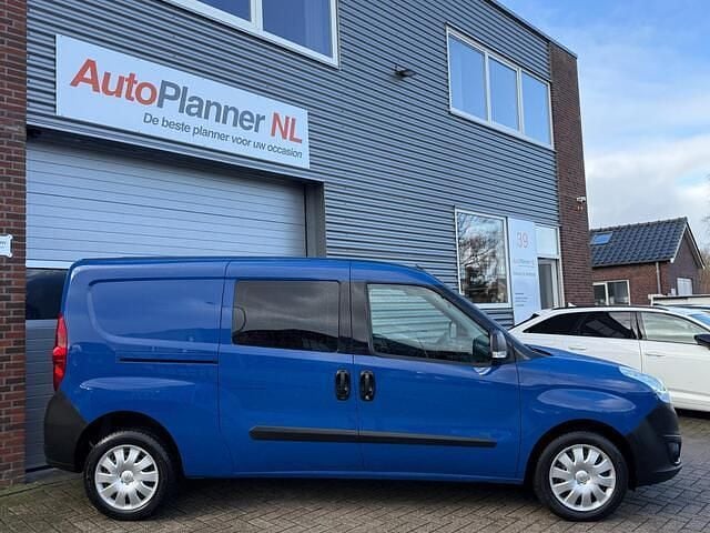 Occasion Opel Combo 95 PK (69 kW) 2016 Blauw MPV