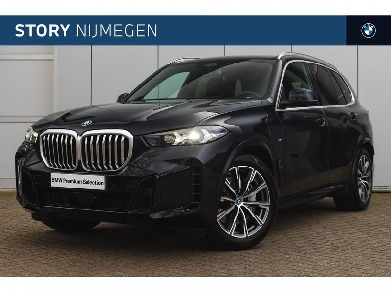 M carbonschwarz (donker zwart metallic) Gebruikt 2024 BMW X5 Comfort Edition SUV | € 95.950 (Super prijs) - Afbeelding 1/4