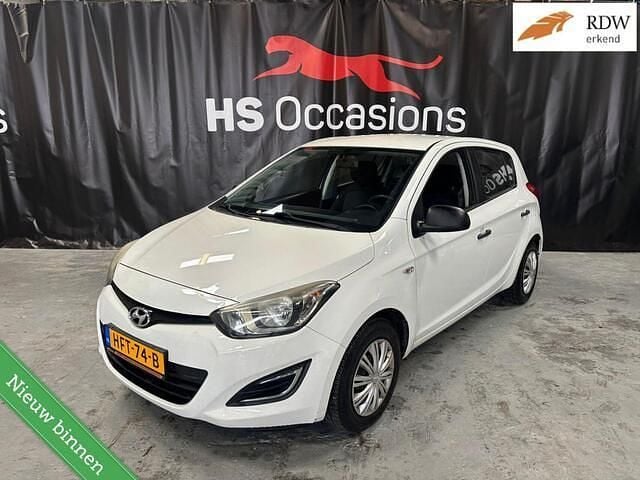 Wit Occasion 2014 Hyundai i20 Hatchback | € 4.499 (Goede deal) - Afbeelding 1/4