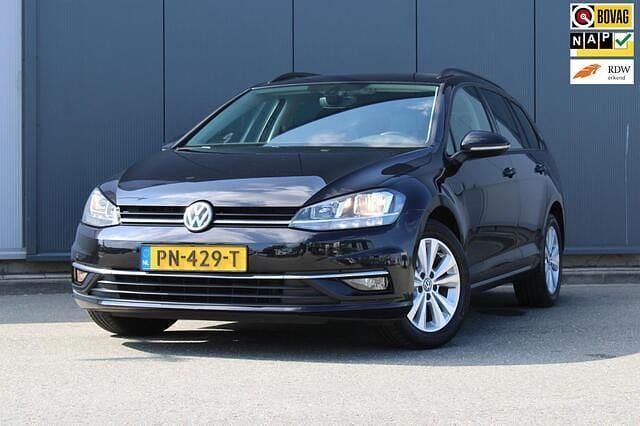 Zwart Gebruikt 2017 VW Golf VII Comfortline Stationwagen | € 11.950 (Goede deal) - Afbeelding 1/4