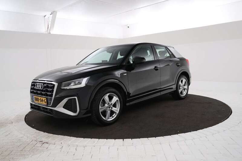 Zwart Gebruikt 2021 Audi Q2 S-Line SUV | € 24.995 (Goede deal) - Afbeelding 1/4