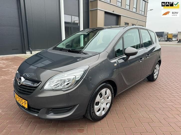 Gebruikt 2015 Opel Meriva Design Edition MPV | € 4.950 - Afbeelding 1/1