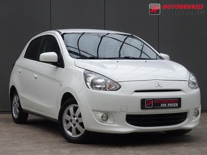Wit Occasion 2014 Mitsubishi Space Star Hatchback | € 4.900 (Eerlijke prijs) - Afbeelding 1/4