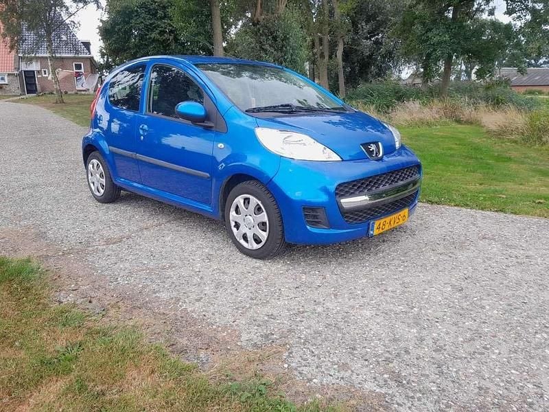 Blauw Gebruikt 2010 Peugeot 107 Hatchback | € 2.200 (Goede deal) - Afbeelding 1/4