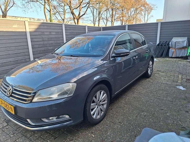 Occasion VW Passat Comfortline 160 PK (117 kW) 2012 Grijs Sedan