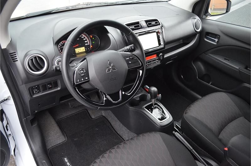 Occasion Mitsubishi Space Star 71 PK (52 kW) 2021 Wit (parellak) Hatchback