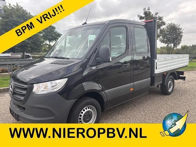 Zwart Gebruikt 2024 Mercedes Sprinter Van | € 39.750 - Afbeelding 1/4