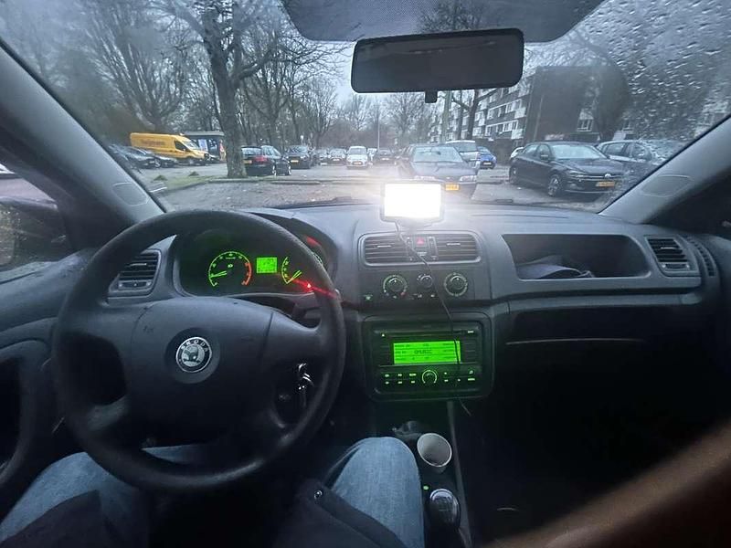 Wit Occasion 2009 Skoda Fabia Drive Hatchback | € 3.250 (Eerlijke prijs) - Afbeelding 1/4