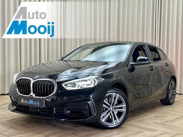 Zwart Gebruikt 2021 BMW 116 Hatchback | € 19.950 (Goede deal) - Afbeelding 1/4
