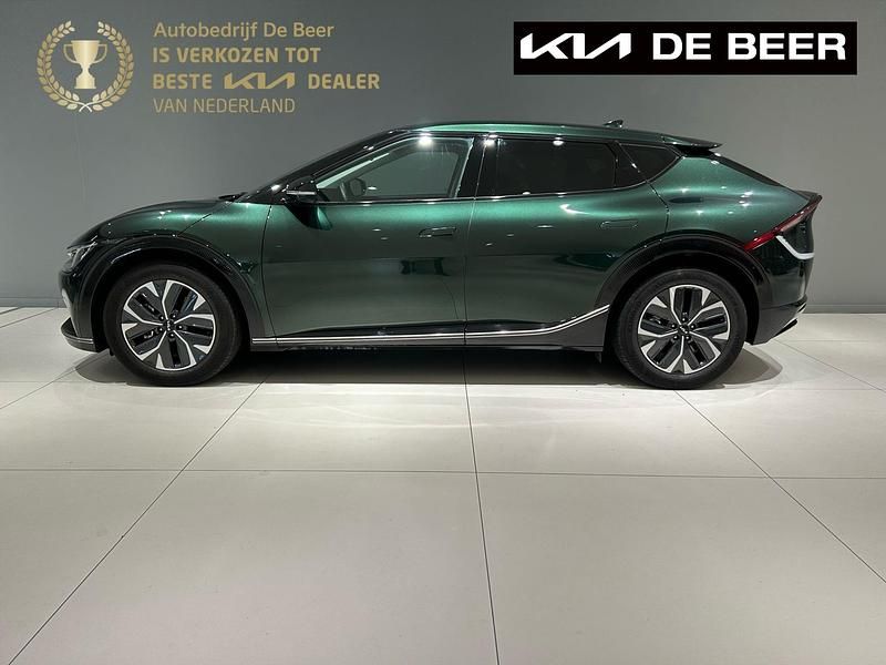 Forrest green (groen metallic) Gebruikt 2023 Kia EV6 2 SUV | € 52.995 - Afbeelding 1/4