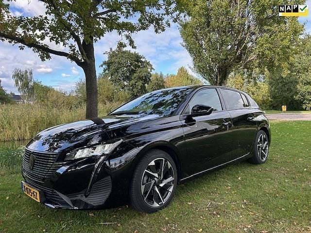 Zwart Occasion 2023 Peugeot 308 Business-Line Hatchback | € 23.950 (Eerlijke prijs) - Afbeelding 1/4