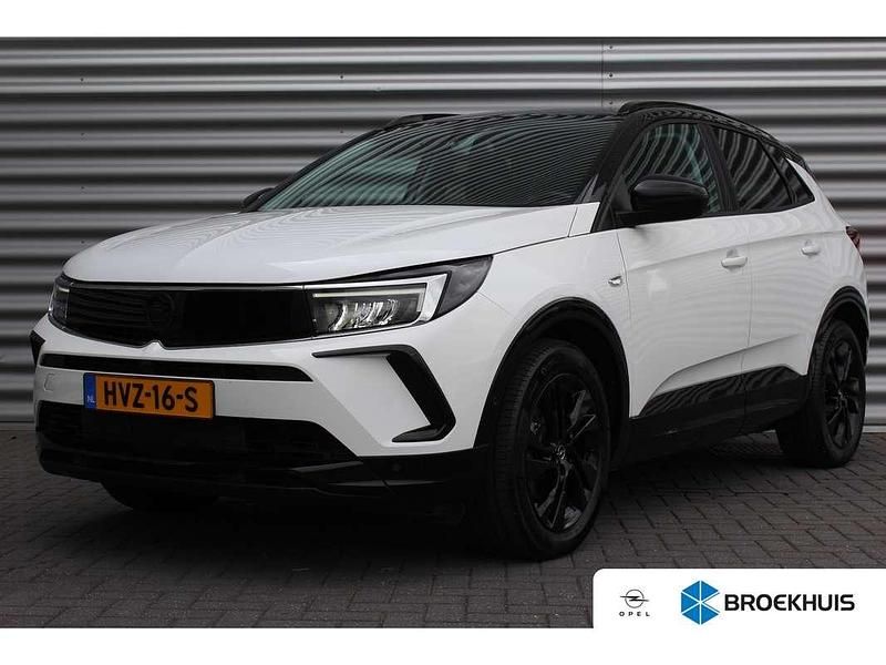 Wit Gebruikt 2023 Opel Grandland X SUV | € 26.400 (Goede deal) - Afbeelding 1/4