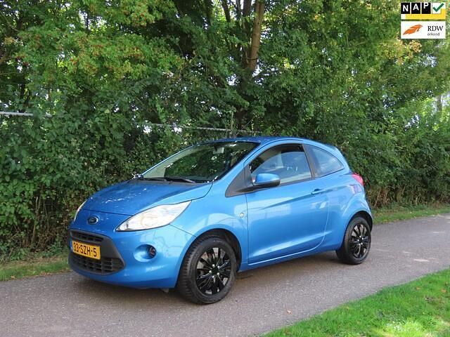 Blauw Gebruikt 2012 Ford Ka Cool & Sound Edition Hatchback | € 4.295 (Eerlijke prijs) - Afbeelding 1/4