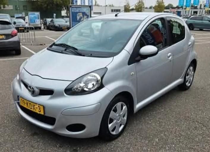 Gebruikt 2009 Toyota Aygo Comfort Hatchback | € 2.650 - Afbeelding 1/1