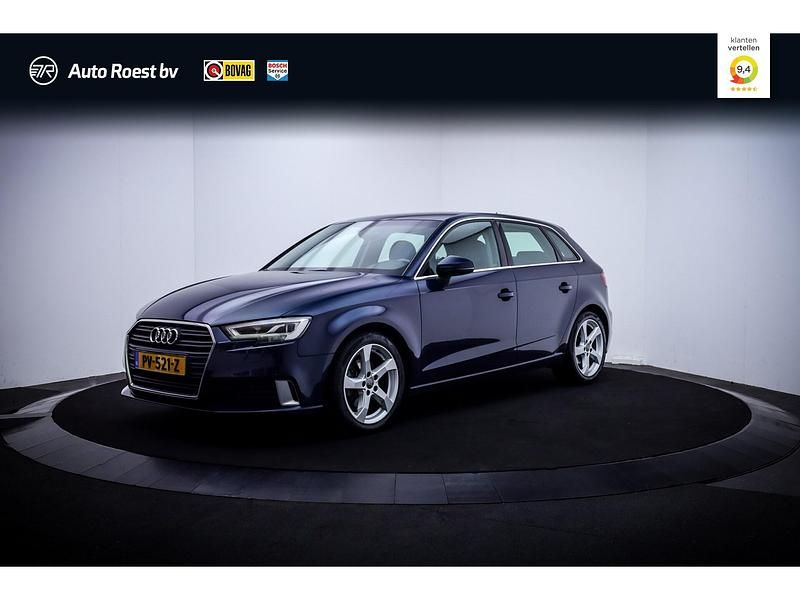 Blauw Gebruikt 2017 Audi A3 Sport Hatchback | € 15.950 (Eerlijke prijs) - Afbeelding 1/4