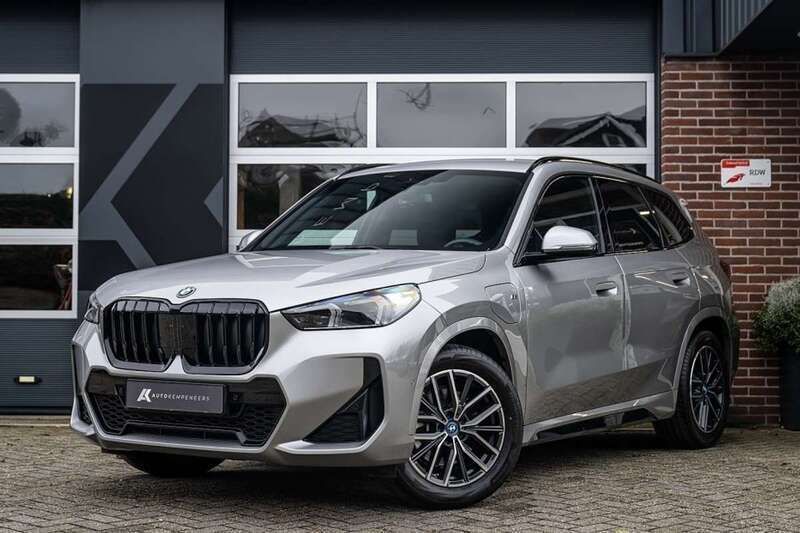Zilver, metallic lak Gebruikt 2024 BMW X1 M Sport SUV | € 49.950 (Super prijs) - Afbeelding 1/4