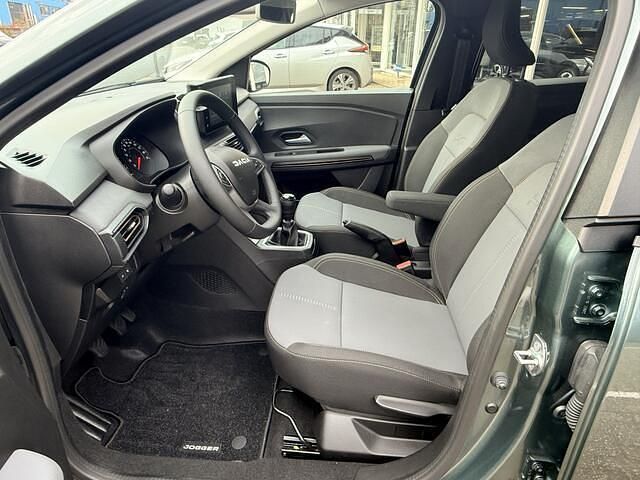 Occasion Dacia Jogger Extreme 93 PK (68 kW) 2024 Groen MPV