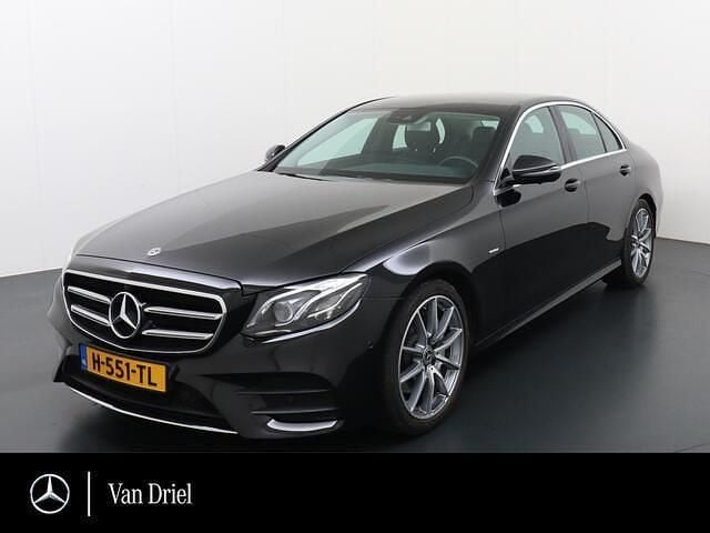 Zwart Gebruikt 2019 Mercedes E200 Sport Edition Sedan | € 38.950 (Iets duurder) - Afbeelding 1/4